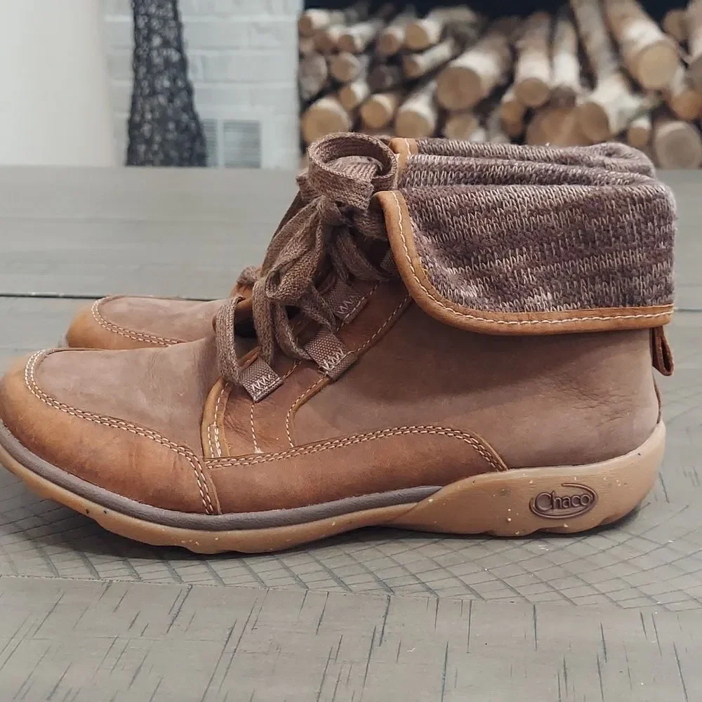 Women's Chaco Barbary Boots Java Sz 6.5